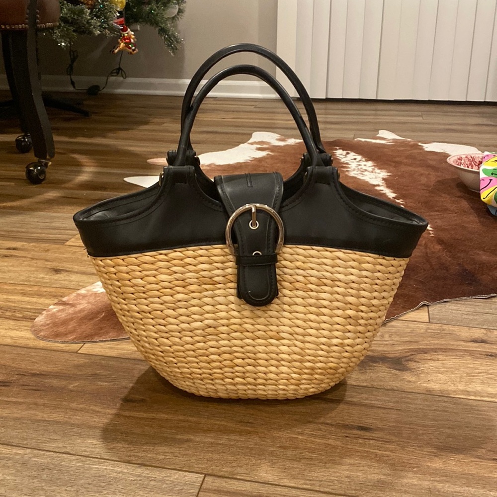 Weaved/woven hand/shoulder bag/purse - Picture 1 of 10